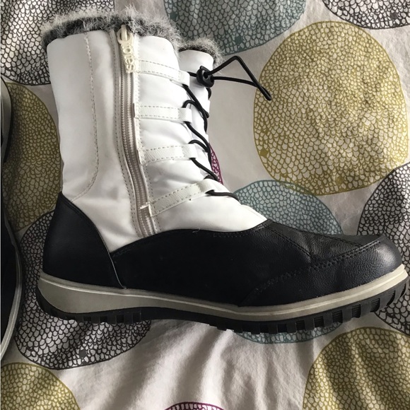 Womens Totes Winter Boots - Picture 2 of 6